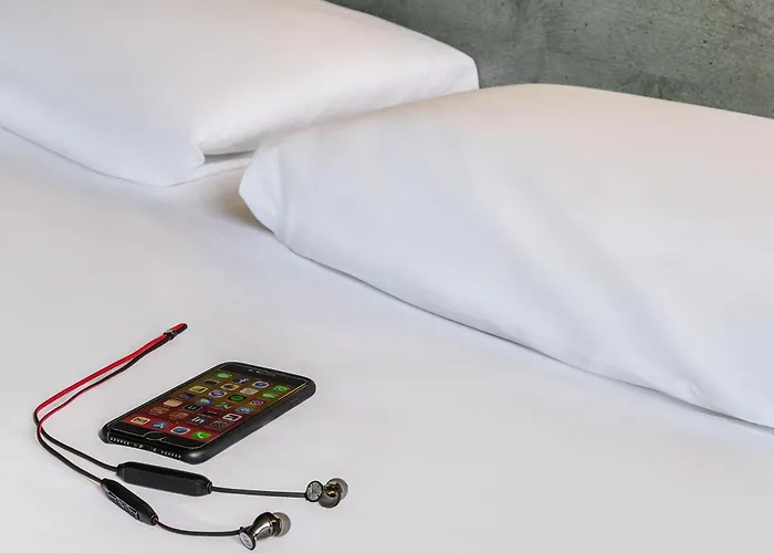 Отель Ibis Budget Paris Ouest 2*
