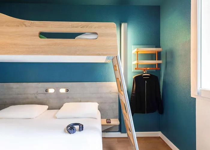 Ibis Budget Paris Ouest ホテル ムードン